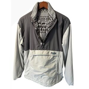 Chubbies Reversible The Bear Hug Pullover Gray Tan. Nylon Fleece. SZ Med. Flaw